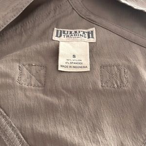 Women’s brand new Duluth trading Company coverall SHORTS, size Small.